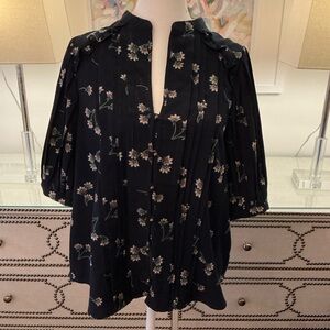 Maeve Liliana Pleated Buttondown